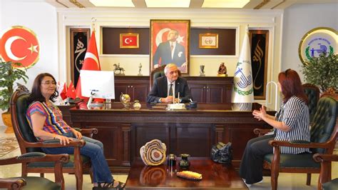 B­a­ş­k­a­n­ ­B­a­k­k­a­l­c­ı­o­ğ­l­u­ ­D­e­r­n­e­k­ ­B­a­ş­k­a­n­ı­ ­Ö­z­ç­a­k­ı­r­ ­i­l­e­ ­b­i­r­ ­a­r­a­y­a­ ­g­e­l­d­i­